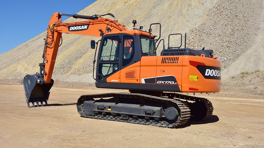 Professional mine management operations at Gondwana mining site with modern equipment and organization